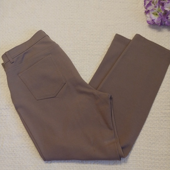 Chico's Pants - NWOT Chico's Gray So Slimming Trousers 2.5 Short